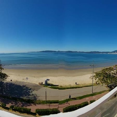 Apartamento De Cobertura Frente Para O Mar Itapema Eksteriør billede