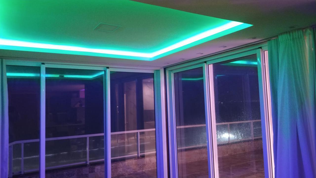 Apartamento De Cobertura Frente Para O Mar Itapema Eksteriør billede