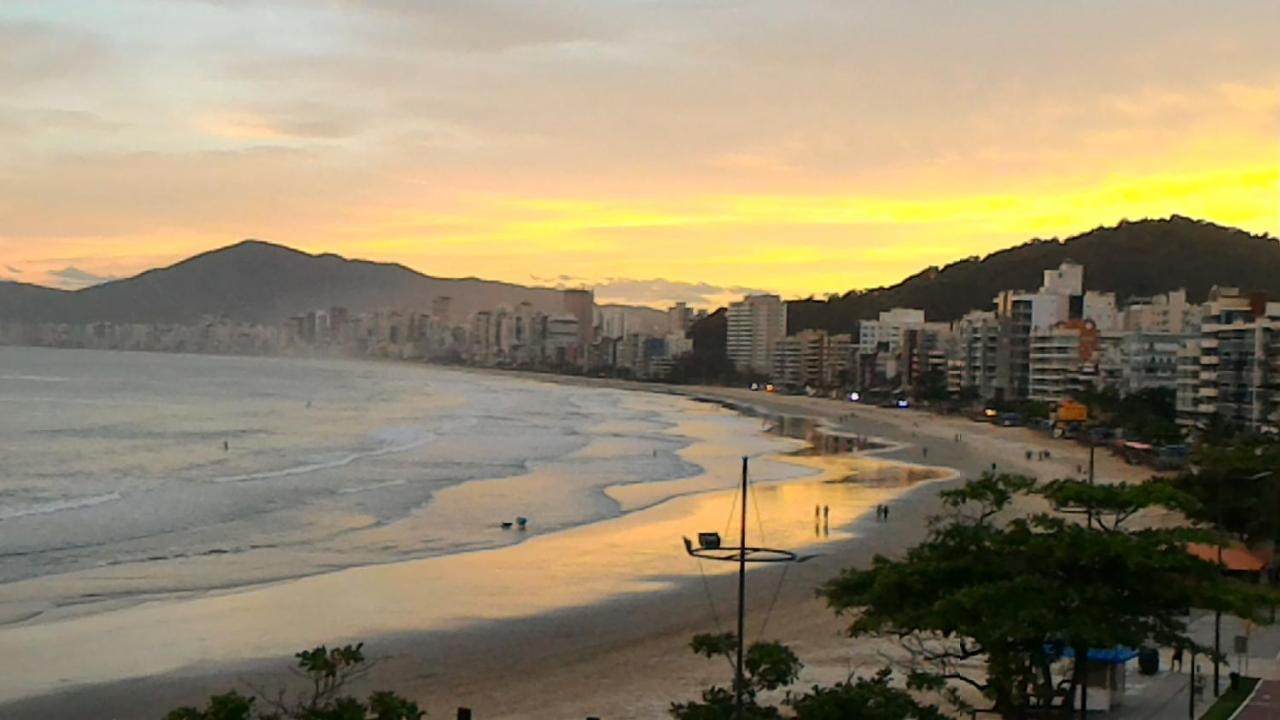 Apartamento De Cobertura Frente Para O Mar Itapema Eksteriør billede